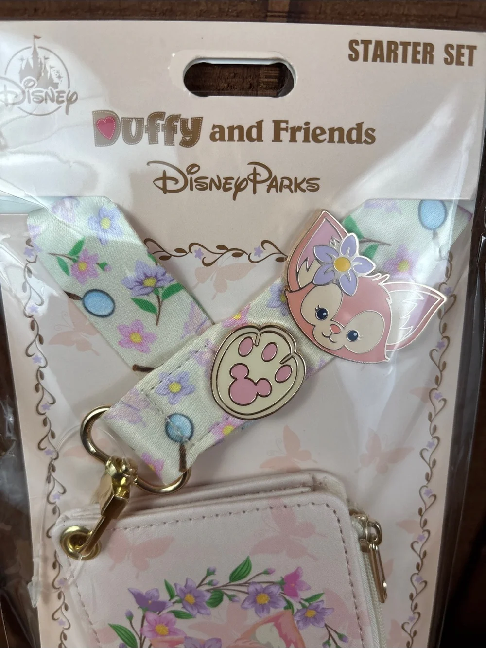 HK Disneyland Duffy and Friends LinaBell Starter Pin Set w/ Lanyard